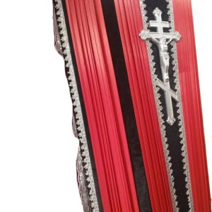 Красный гроб